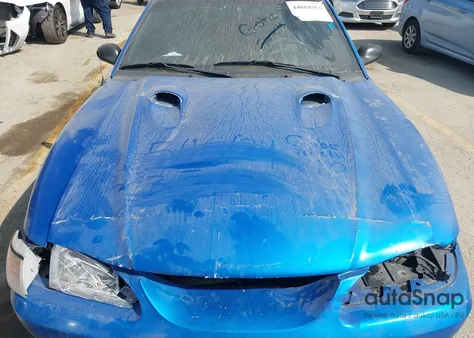 1998 Ford Mustang Svt Cobra z USA, uszkodzony, nr VIN 1FAFP47VXWF209529